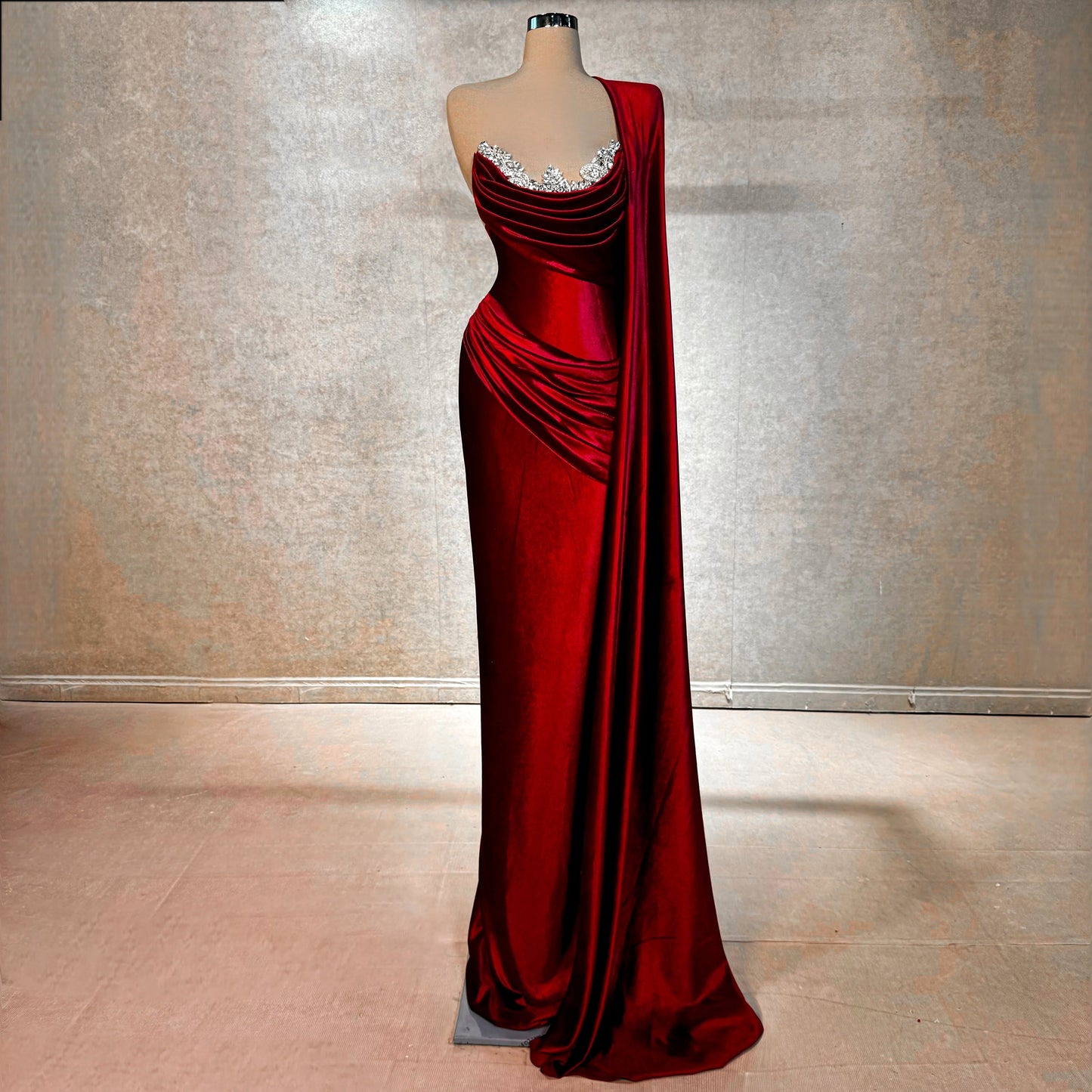 Sleek Long Sleeve Pleated One Shoulder Evening Dress Sheath Beading Red Prom Dress AP6482