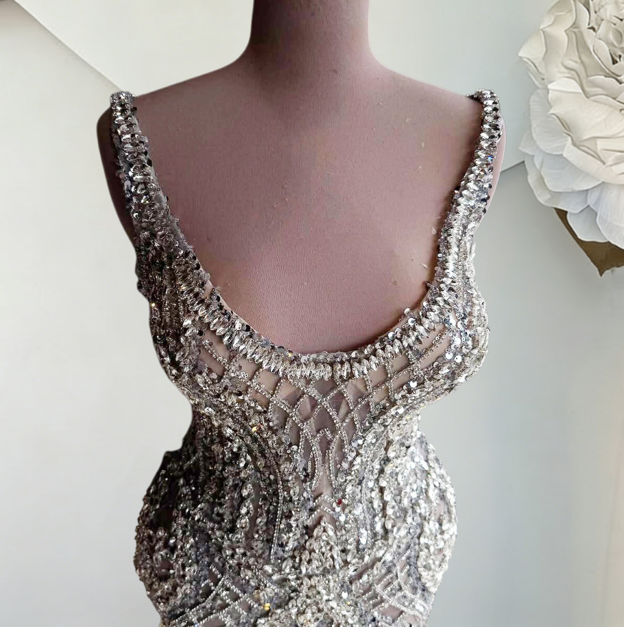 Cozy Spaghetti Straps Crystals Evening Dresses Sequins Sheath Prom Dress AP6484