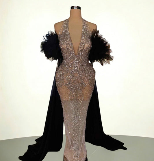 Luxury Halter Neck Evening Gowns With Tulle Train Sheath Beading Sequins Prom Dress AP6491