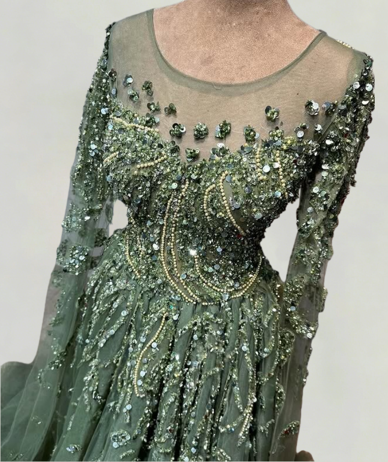 Classical Jewel Neck Long Sleeve Sweet 16th Dresses Sequins Beading A-Line Prom Dress AP6496