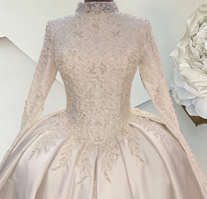 Flattering High Collar A-Line White Bridal Gowns Long Sleeve Sequins Appliques Satin Wedding Dress AP6520