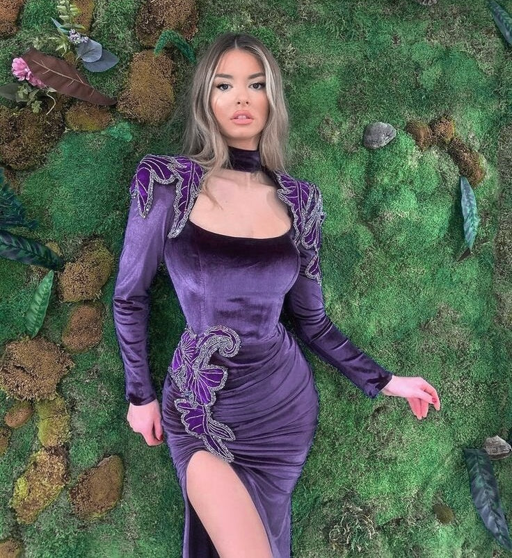 Dainty High Slit Purple Prom Dress Long Sleeve Square Neck Evening Wear Appliques Sheath Formal Dress AP6643