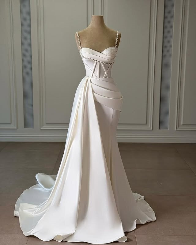 Splendid Spaghetti Strap Wedding Dress Beads Mermaid Bridal Gown AP6720