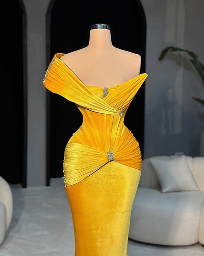 Avant-Garde Sheath Prom Dress Yellow Off-Shoulder Beaded Evening Dress AP6723