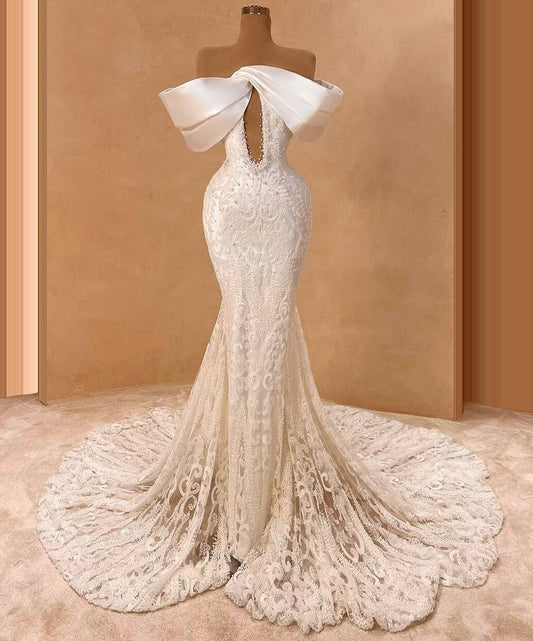 Whimsical Off-Shoulder Wedding Dress Beads Appliques Mermaid Bridal Outfits AP6733