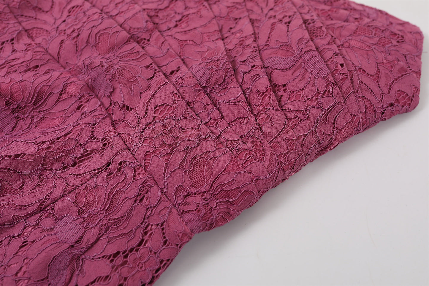 Alluring Magenta Lace Strapless Sheath Cocktail Dress Evening Outfit Midi Dress AP6753