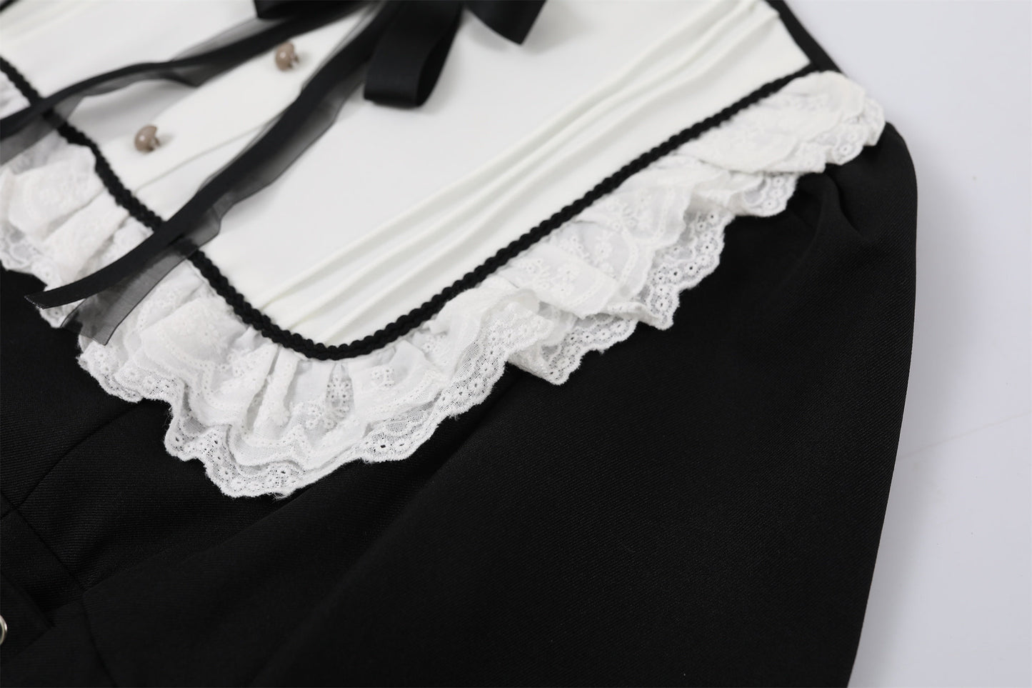 Flowy White Peter Pan Collar Long Sleeve Maxi Dress Lolita Inspired Black Corset Ribbons A-Line Long Dress AP6768