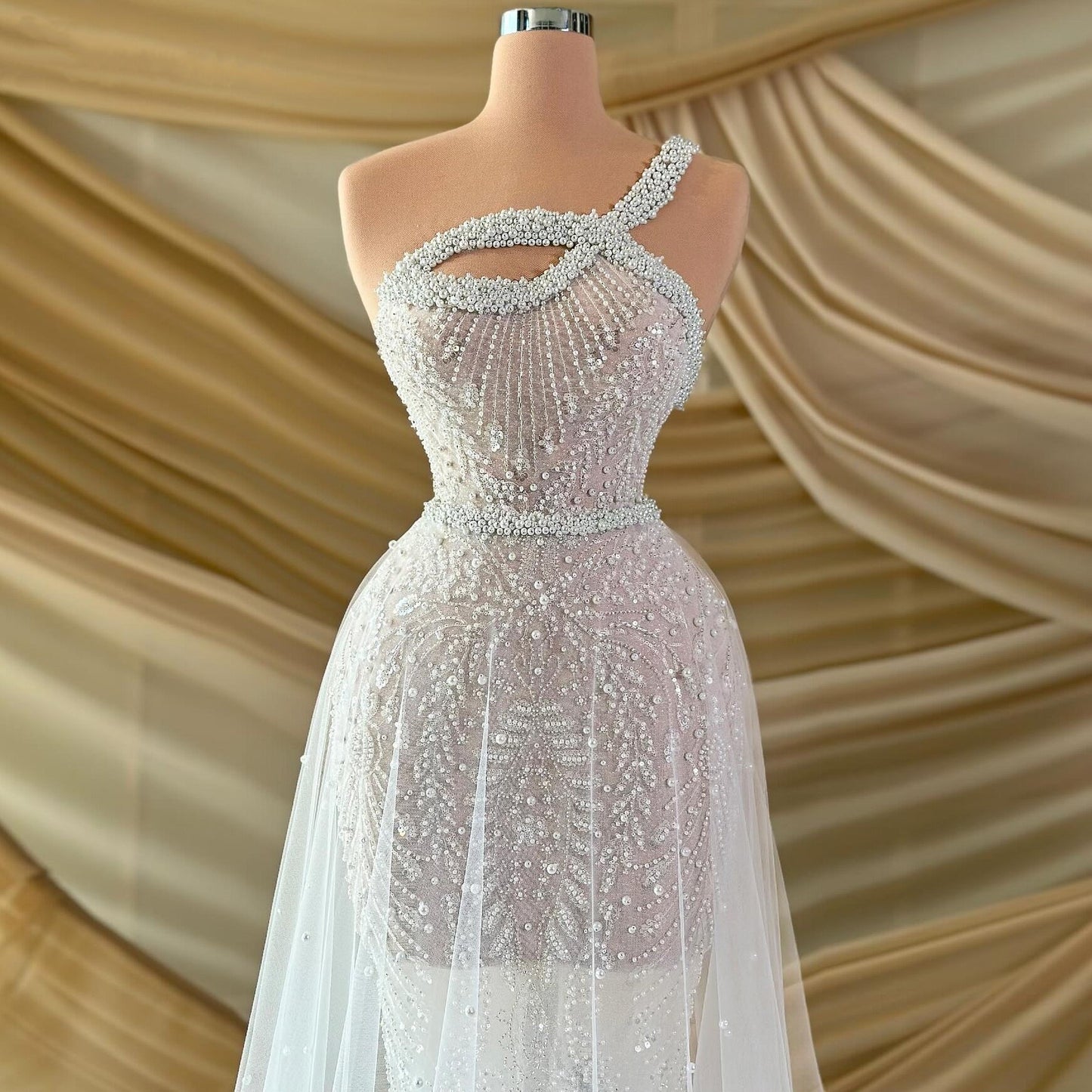 Lustrous One Shoulder Wedding Dress Sequins Beaded A-Line Bridal Dress AP6814