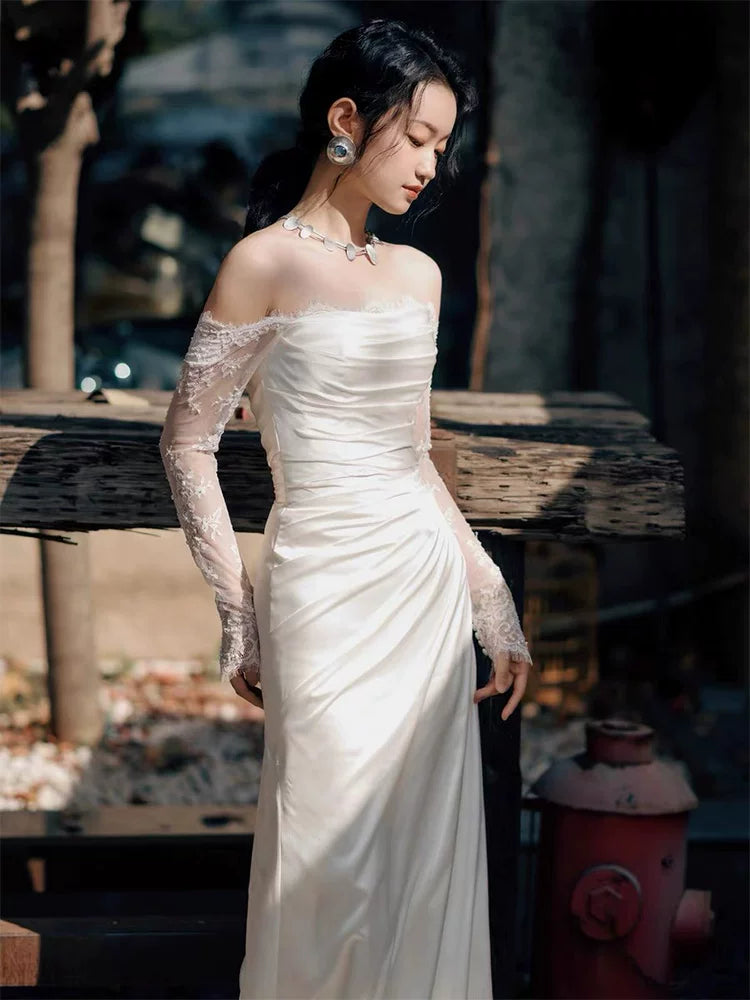 Showstopping Off-Shoulder Wedding Dress Lace Long Sleeve Bridal Outfit Sheath Bridal Dress AP6819