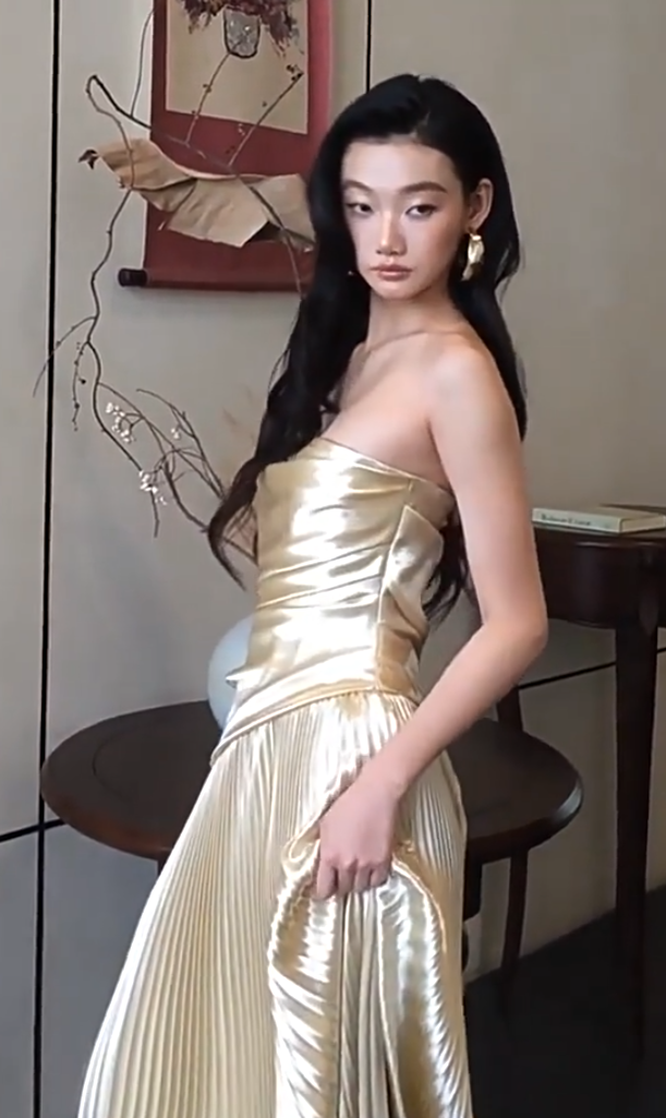 Fabulous Gold Prom Dress Strapless A-Line Pleated Evening Dresses AP6825