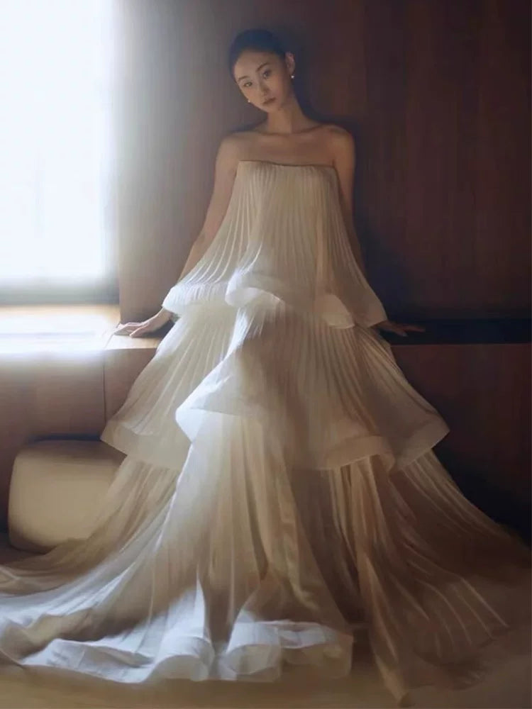 Luxury Strapless A-Line Wedding Dress Tiered Bridal Dress AP6828
