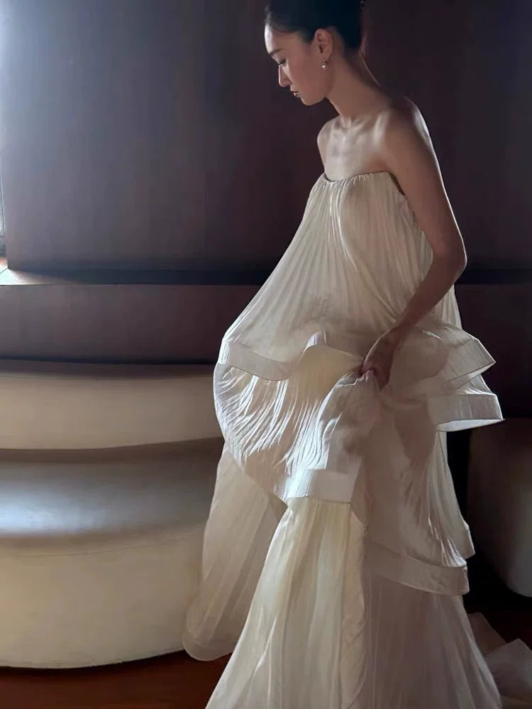 Luxury Strapless A-Line Wedding Dress Tiered Bridal Dress AP6828