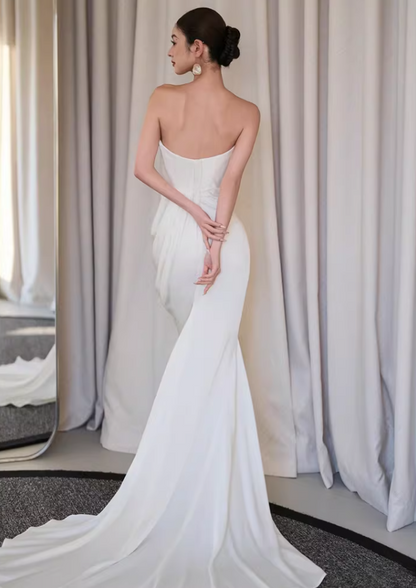 Elegant Strapless Satin Wedding Dress Mermaid Bridal Dress AP6830