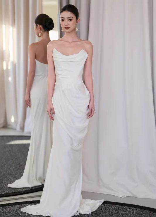 Elegant Strapless Satin Wedding Dress Mermaid Bridal Dress AP6830