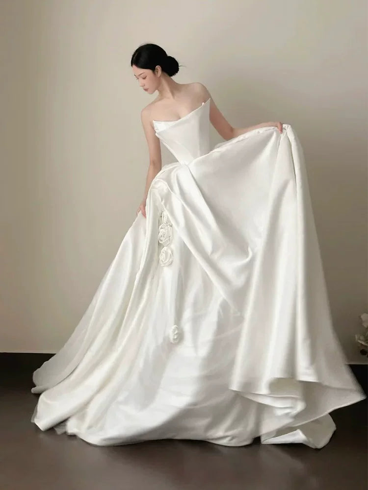 Sweet Strapless A-Line Wedding Dress 3D Appliques Satin Bridal Dress AP6833