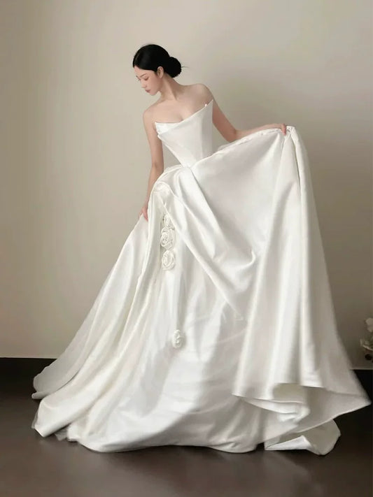 Sweet Strapless A-Line Wedding Dress 3D Appliques Satin Bridal Dress AP6833