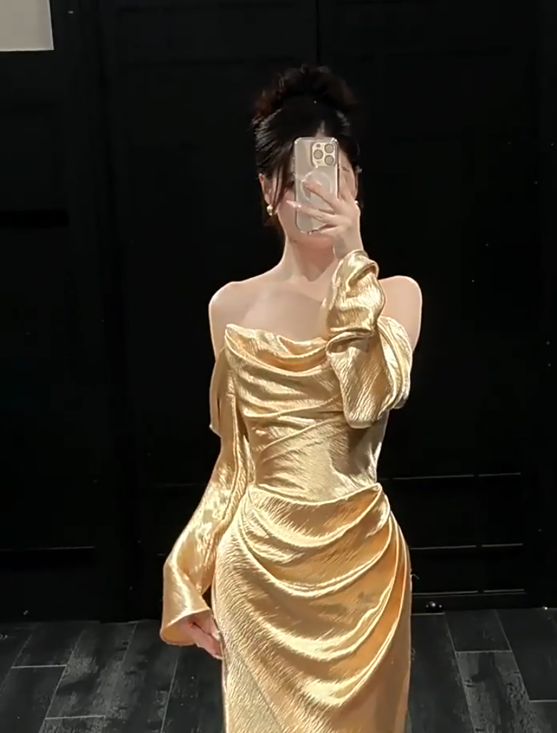 Ethereal Off-Shoulder Gold Prom Dress Long Sleeve Satin Sheath Evening Dress AP6837
