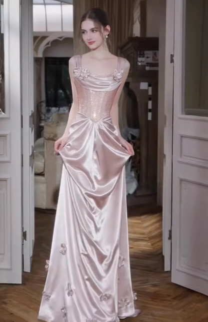 Gorgeous Spaghetti Strap Prom Dresses Light Pink Sheath Evening Outfit Sequins Appliques Formal Outfits AP6839