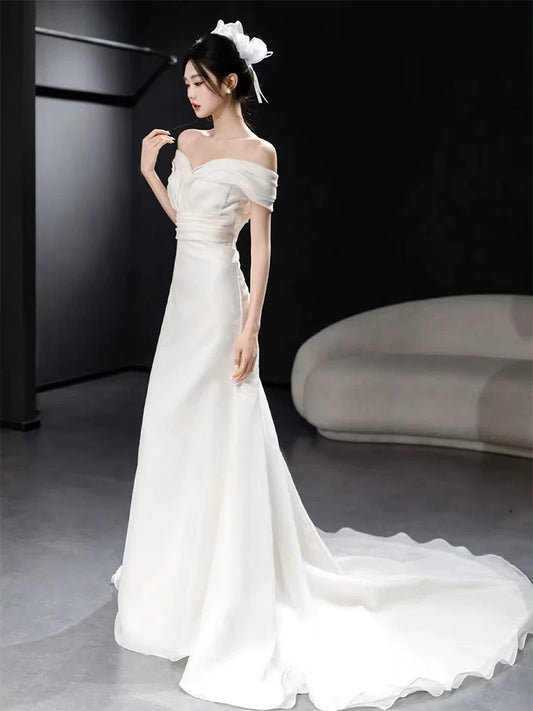 Fashionable Off-Shoulder Wedding Dress Pleated Satin Mermaid Bridal Dress AP6849