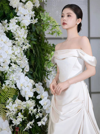 French Style Off-Shoulder Wedding Dress Satin A-Line Bridal Dress AP6850