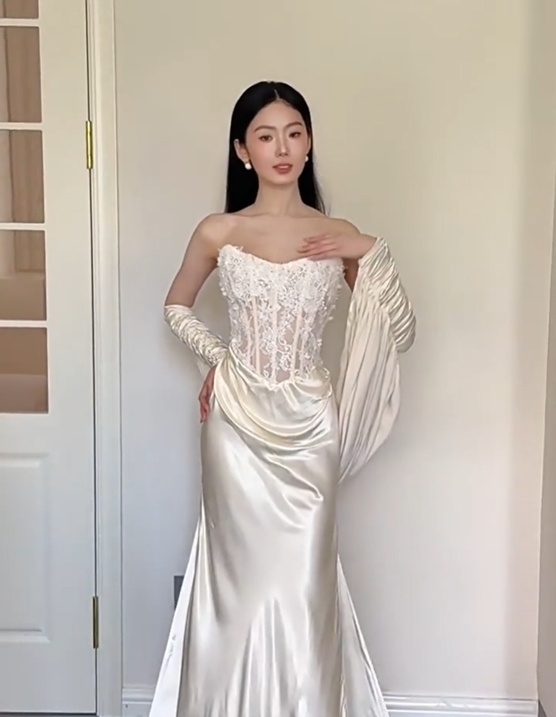 Minimalist Strapless Ivory Wedding Dress Lace Sequins Bodice Satin Mermaid Bridal Outfit AP6851