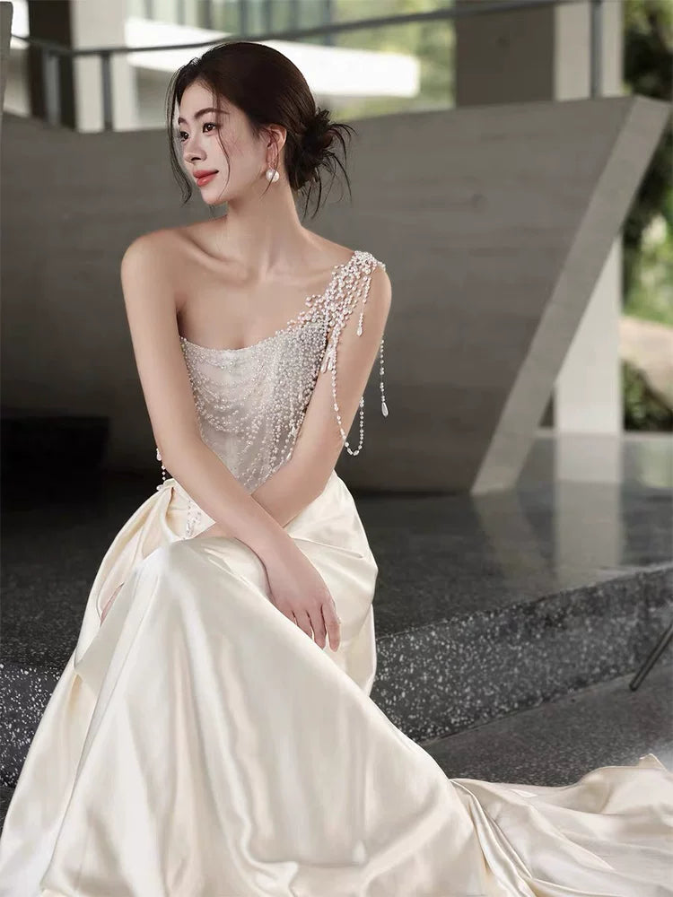 Charming One Shoulder Wedding Dress Sheath Beading Bridal Dress AP6853