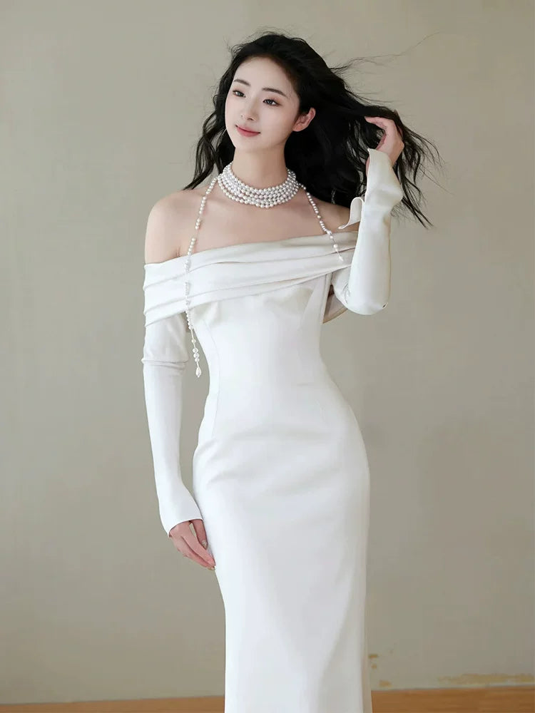 Stylish Off-Shoulder Mermaid Wedding Dress Long Sleeve Satin Bridal Outfit AP6859