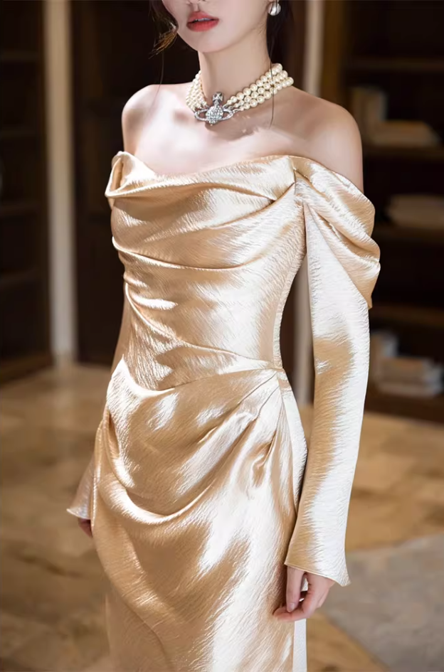 Boho-Inspired Off-Shoulder Gold Prom Dress Long Sleeve Sheath Formal Outfit AP6880