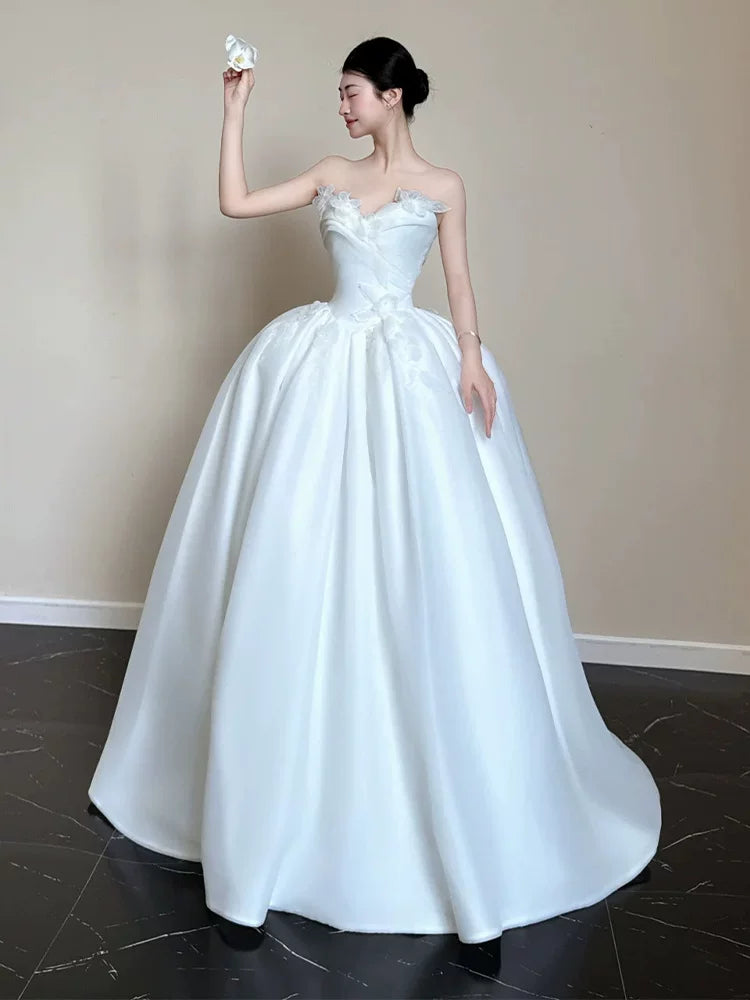Exquisite Strapless Appliques Wedding Dress A-Line Bridal Gown AP6881