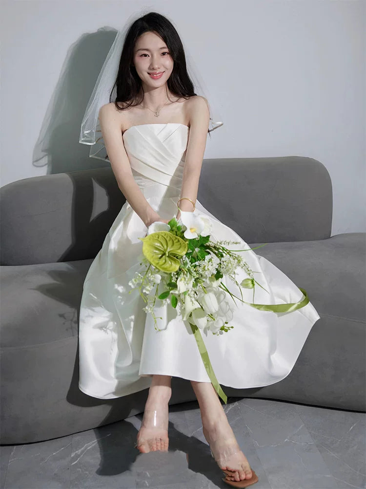 Superb Strapless A-Line Wedding Dress With Veil Pleated Satin Bridal Gown AP6886