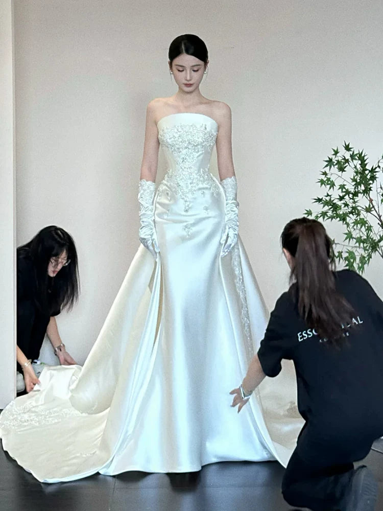 Appealing A-Line Satin Wedding Dress Strapless Sequins Beaded Bridal Outfit AP6890