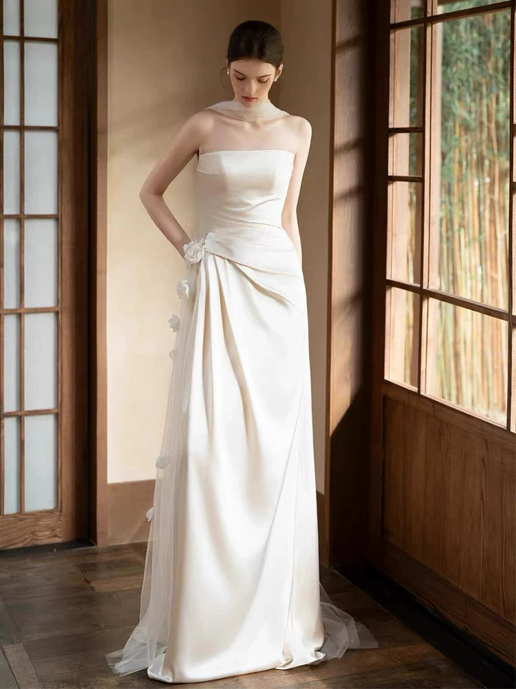 Fascinating Strapless Satin Tulle Wedding Dress Sheath 3D Appliques Bridal Dress AP6891