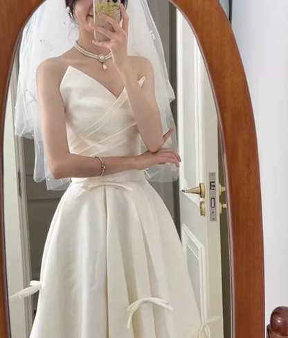 Splendid Bows A-Line Wedding Dress Strapless Satin Bridal Outfit AP6892