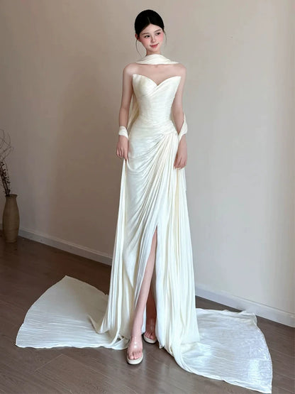 Avant-Garde Strapless High-Slit Wedding Dress With Scarf Sheath Pleated Bridal Dress AP6894