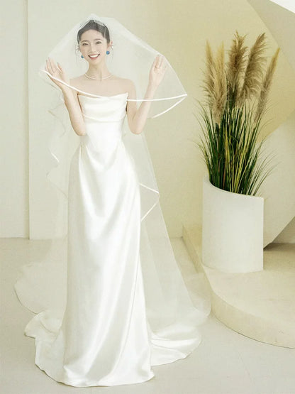 Victorian-Inspired Strapless Wedding Dress With Veil Sheath Satin Bridal Dress AP6899