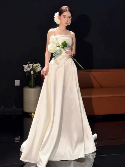 Cozy A-Line Wedding Dress Simple Strapless Satin Bridal Gowns AP6900