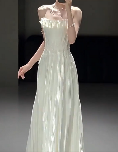 Lustrous Beading Off-Shoulder Pleated Wedding Dress Appliques A-Line Bridal Dress AP6901