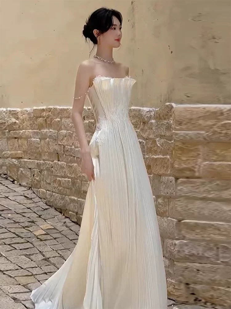 Lustrous Beading Off-Shoulder Pleated Wedding Dress Appliques A-Line Bridal Dress AP6901