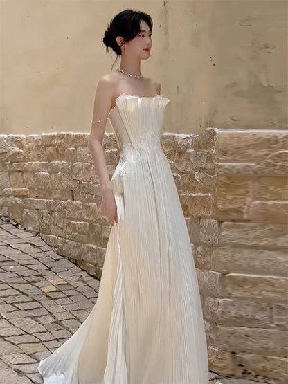 Lustrous Beading Off-Shoulder Pleated Wedding Dress Appliques A-Line Bridal Dress AP6901