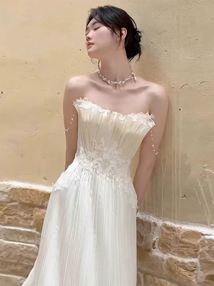 Lustrous Beading Off-Shoulder Pleated Wedding Dress Appliques A-Line Bridal Dress AP6901