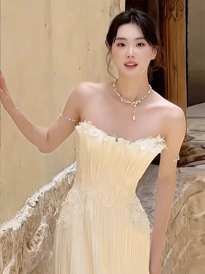 Lustrous Beading Off-Shoulder Pleated Wedding Dress Appliques A-Line Bridal Dress AP6901