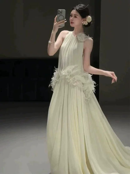 Standout Halter Neck A-Line Ivory Wedding Dress Appliques Feather Flowy Bridal Dress AP6906