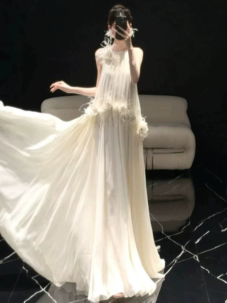 Standout Halter Neck A-Line Ivory Wedding Dress Appliques Feather Flowy Bridal Dress AP6906