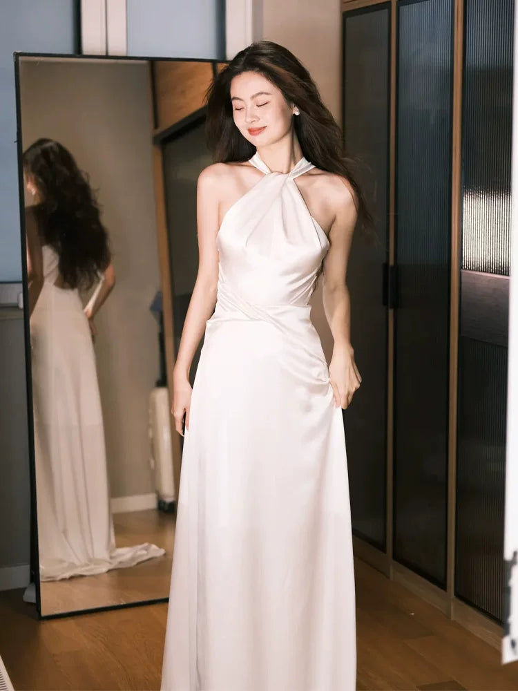 Classical Halter Neck A-Line Wedding Dress Ideas Satin Bridal Dress AP6917