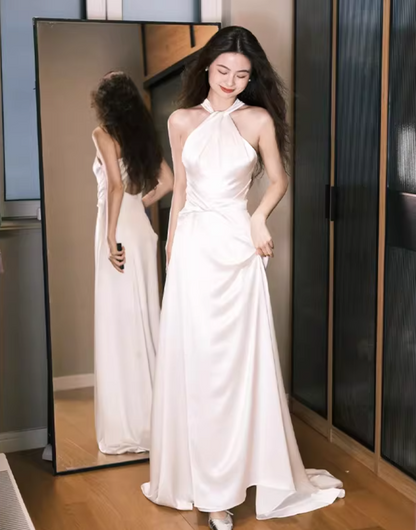 Classical Halter Neck A-Line Wedding Dress Ideas Satin Bridal Dress AP6917