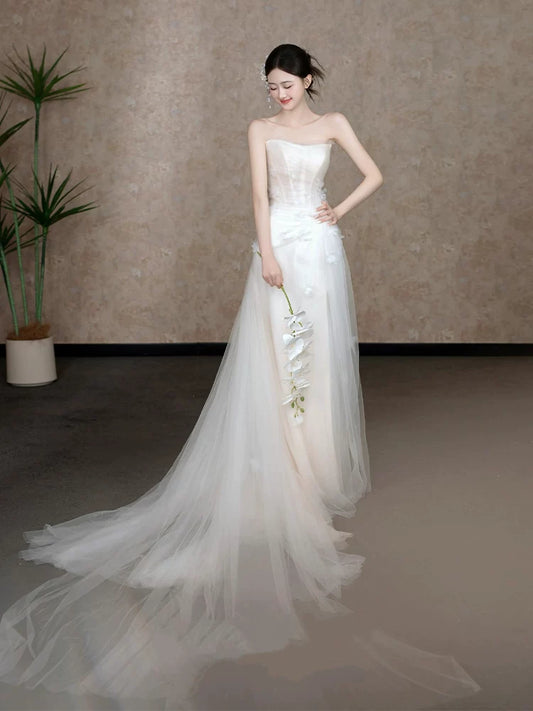 Sweet Strapless A-Line Wedding Dress Ideas Appliques Tulle Bridal Dress AP6919