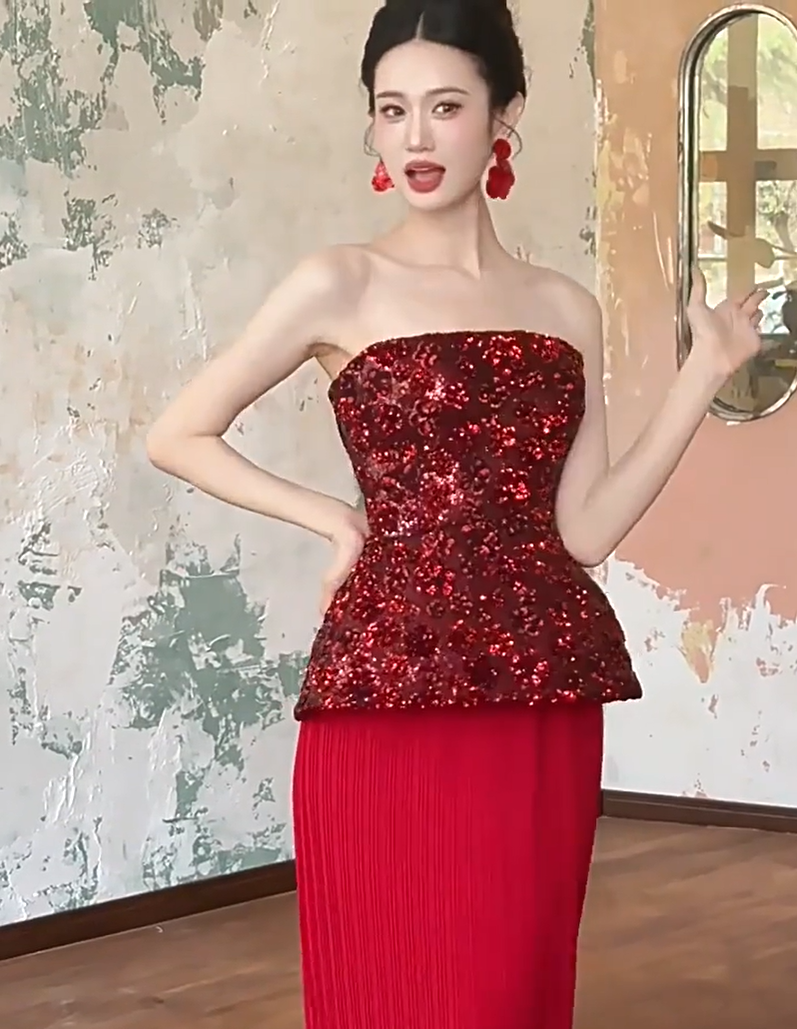 Dreamy Strapless Red Prom Dress Sheath Sequins Formal Dress AP6923