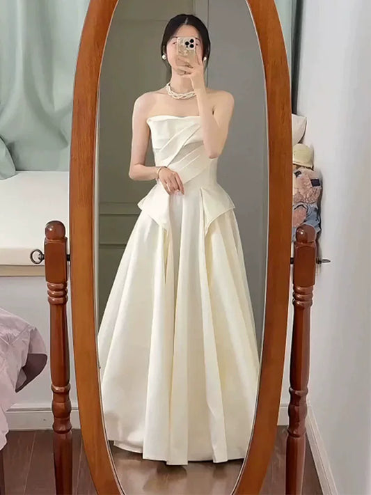Gorgeous A-Line Strapless Wedding Dress Inspo Pleated Bridal Gowns AP6926