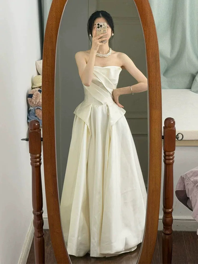 Gorgeous A-Line Strapless Wedding Dress Inspo Pleated Bridal Gowns AP6926