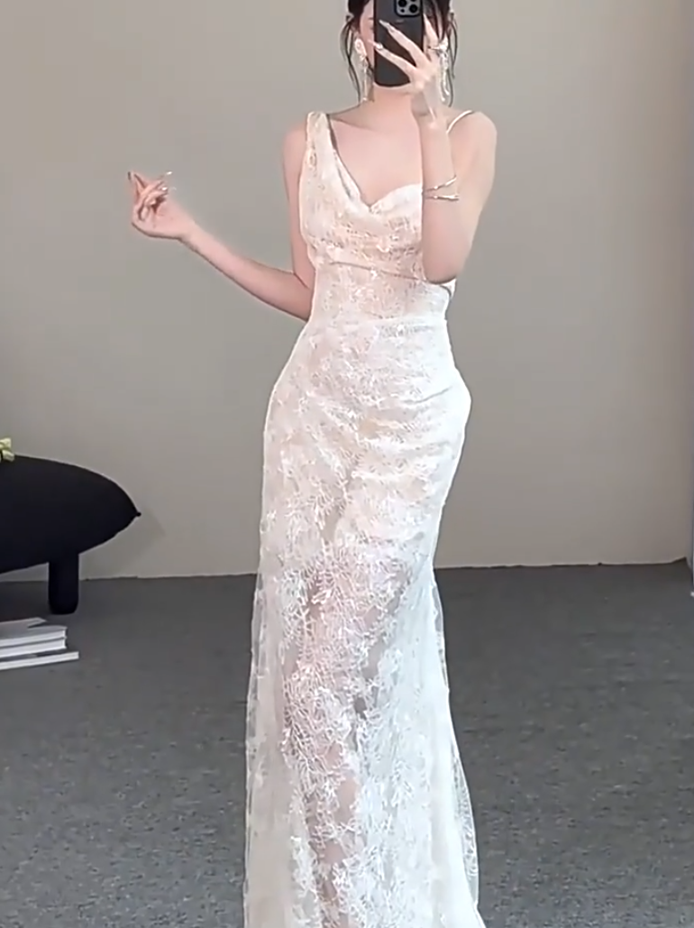 Minimalist Spaghetti Strap Sheath Wedding Dress Lace Draped Bridal Gowns AP6936